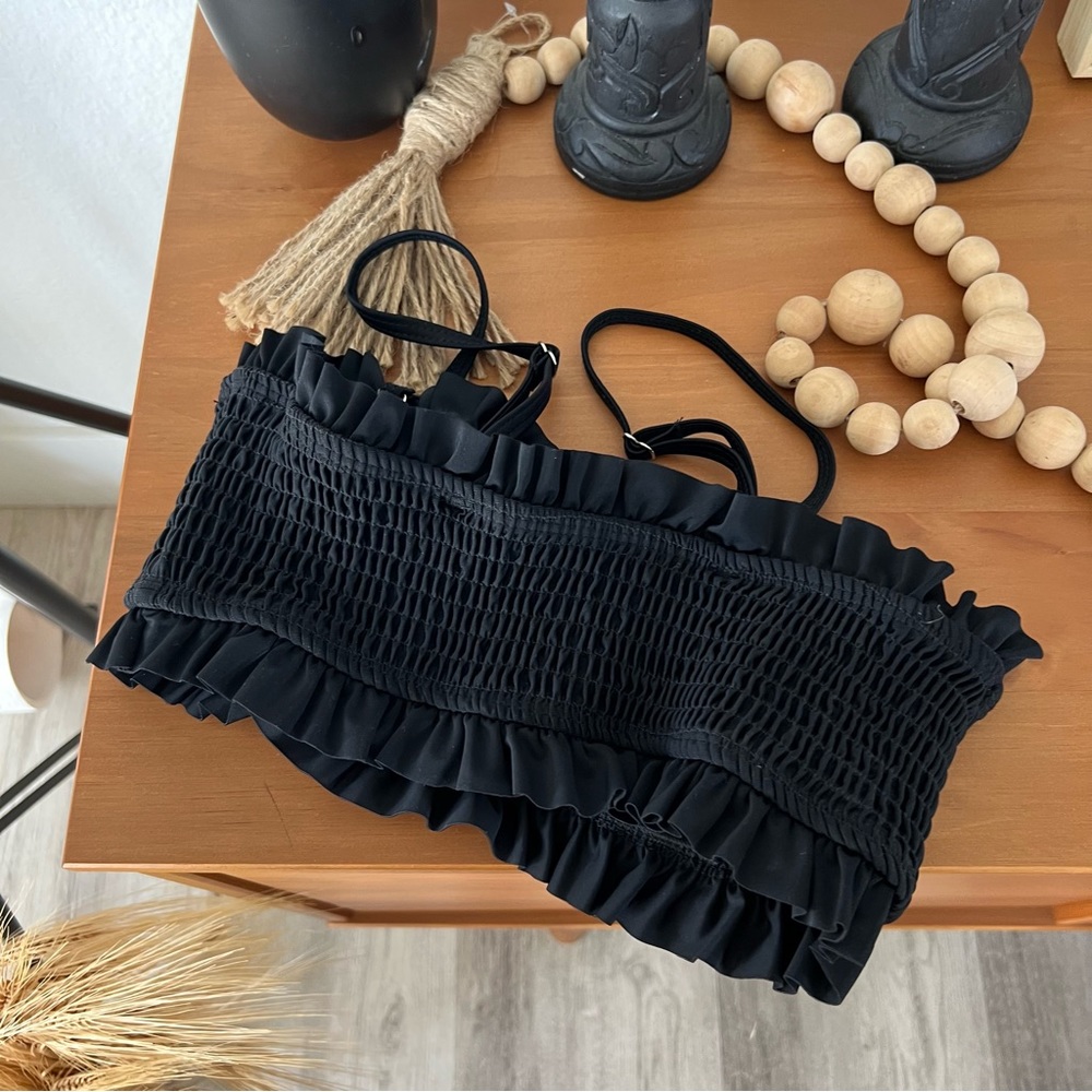 BLACK RUFFLED BIKINI TOP - Picture 3 of 4